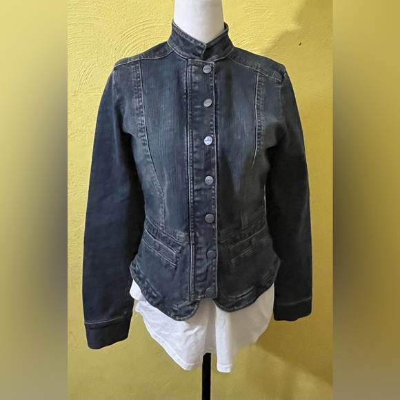 Mexx Denim Jacket with Lots of Style and Pockets!! - Picture 5 of 13